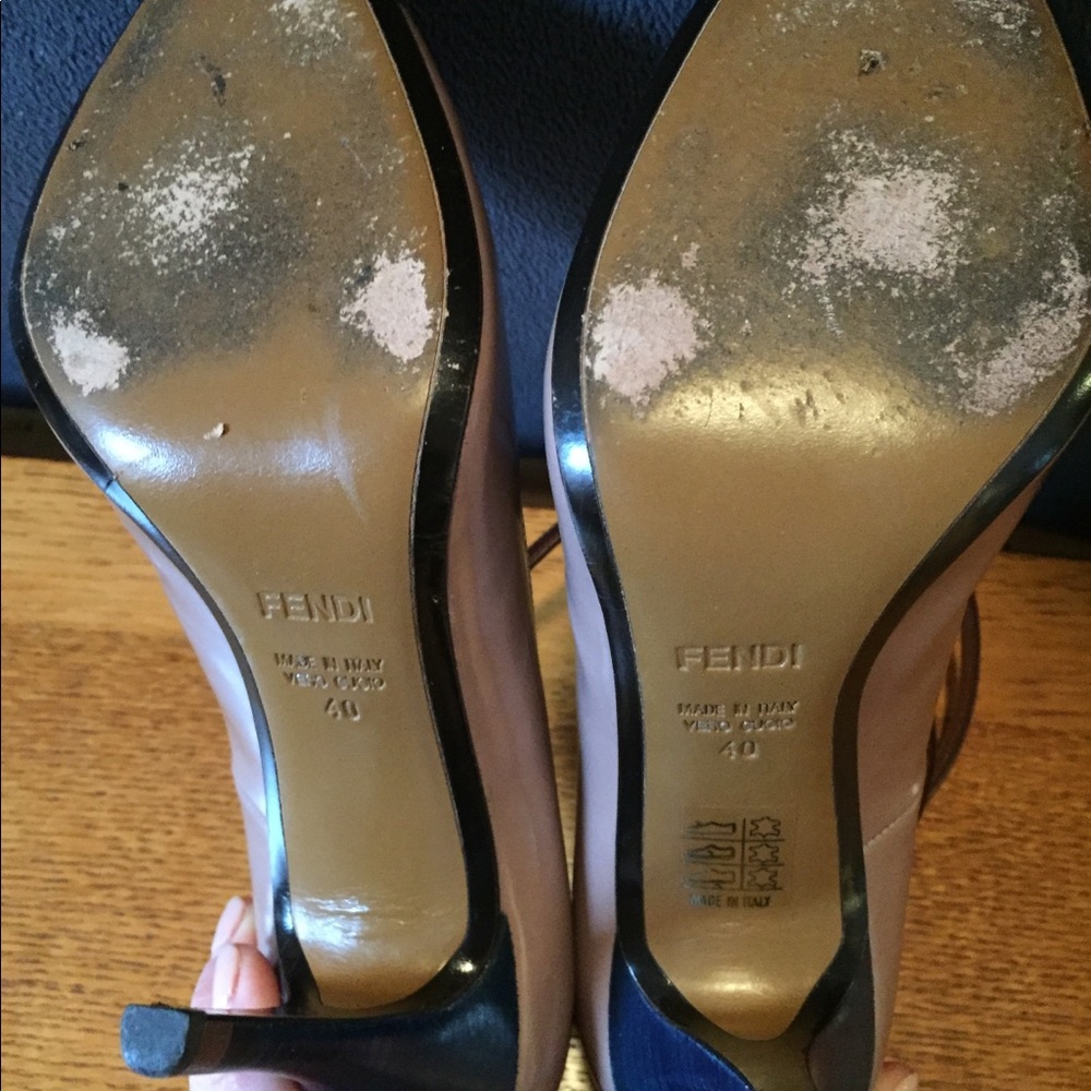 Beautiful Fendi ankle strap cap toe pumps. - Picture 7 of 8